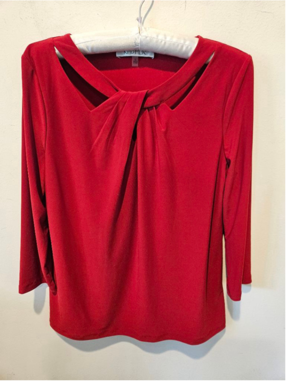 Women's Kasper Red Twist Neck Cutout Top, Size S